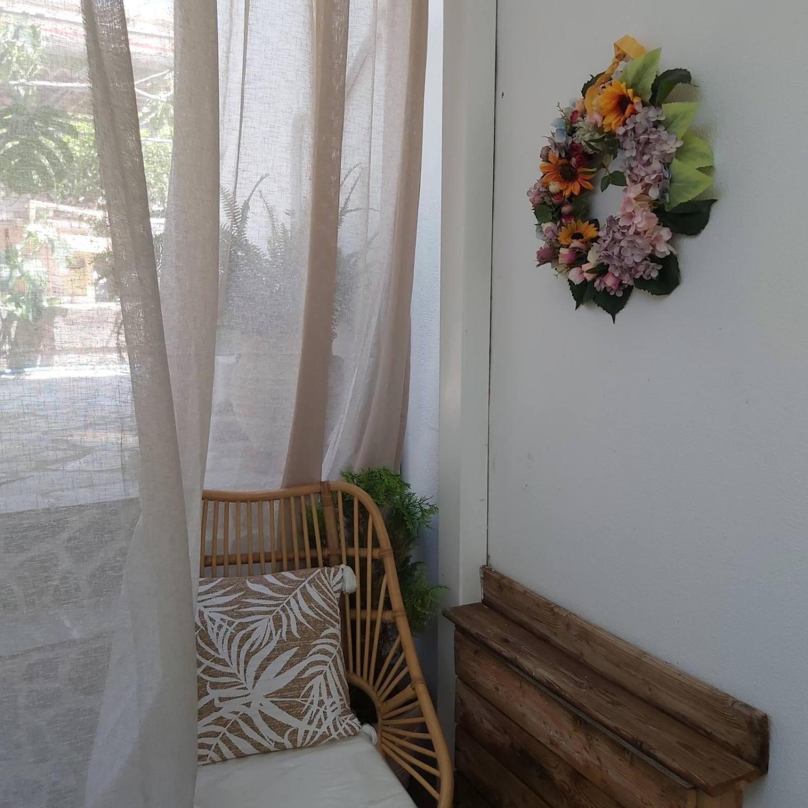 Eytyhias Yard Apartments In Poros Poros Town Esterno foto